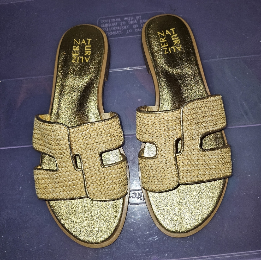 Naturalizer Women's Gold Sandals